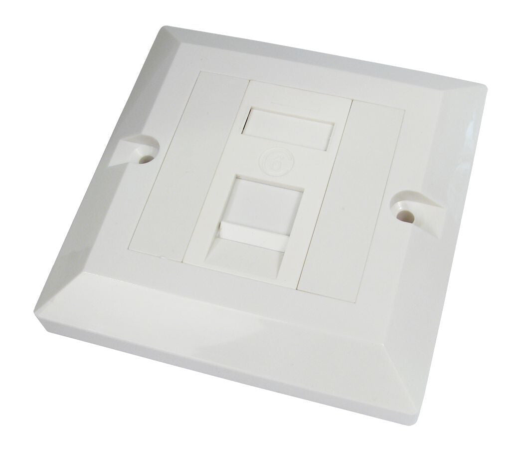 Cables Direct Single Cat6 Faceplate outlet box White