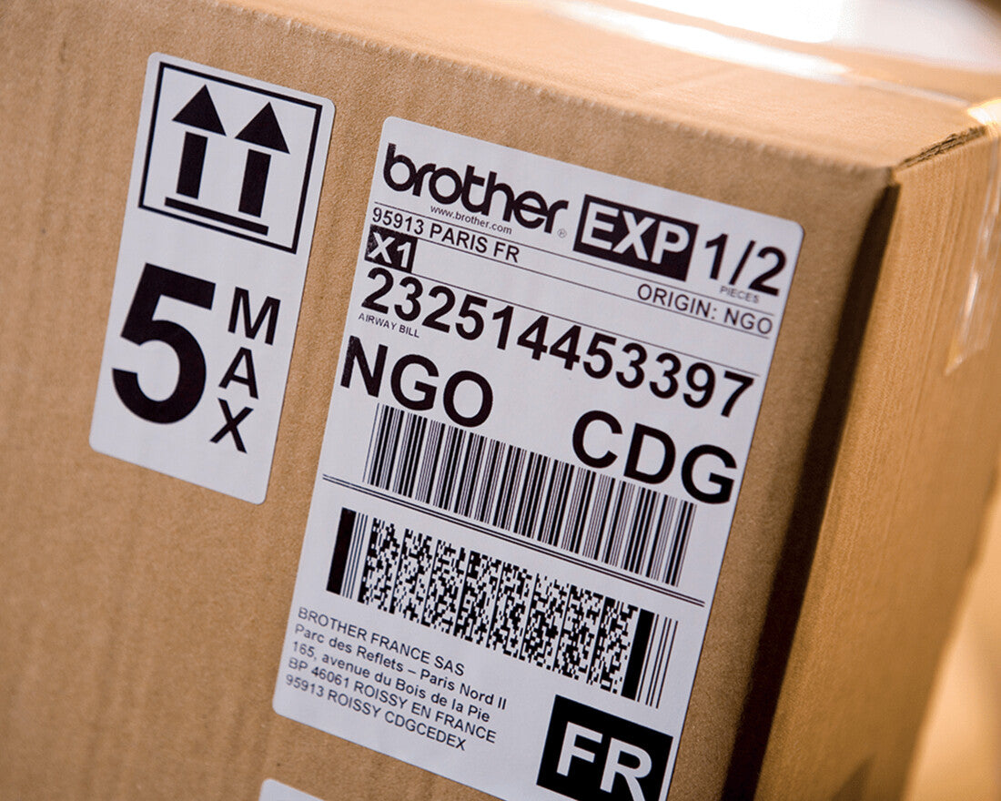 Brother QL-1100C label printer Direct thermal 300 x 300 DPI 110 mm/sec Wired