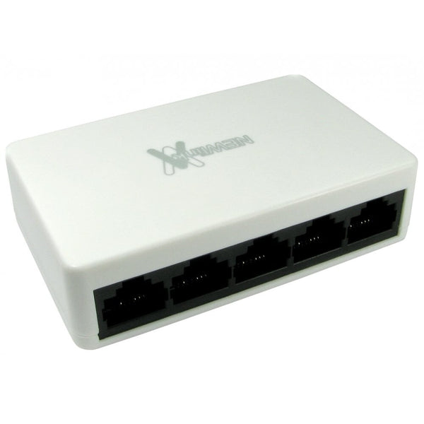 Cables Direct NLHUB-05FEW network switch Unmanaged Fast Ethernet (10/100) Black, White